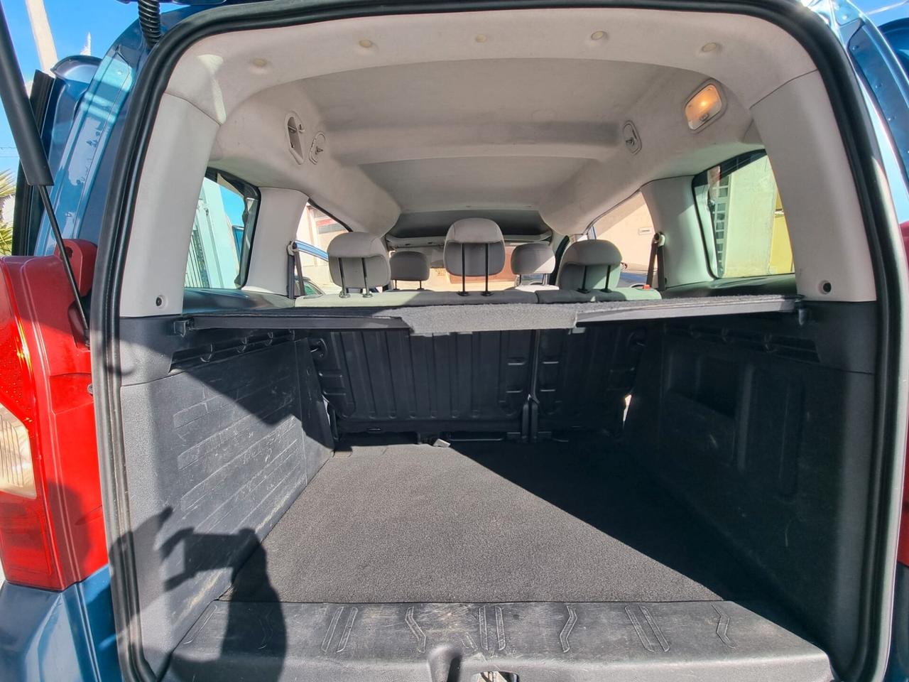 Peugeot Partner Tepee Mix 1.6 HDi 90CV Comfort AUTOCARRO N1