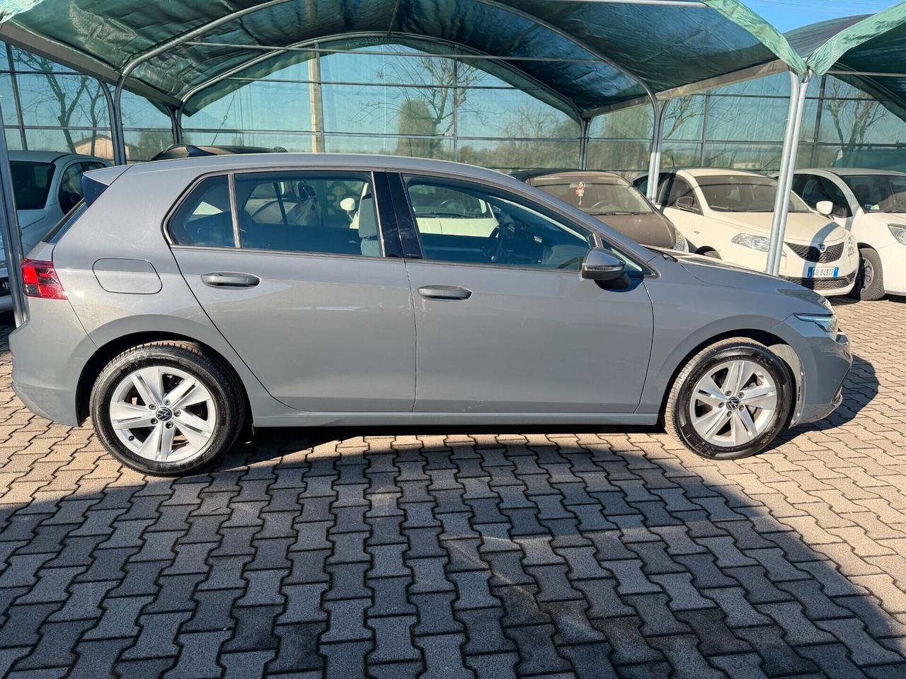 Volkswagen Golf 1.0 eTSI EVO DSG Life