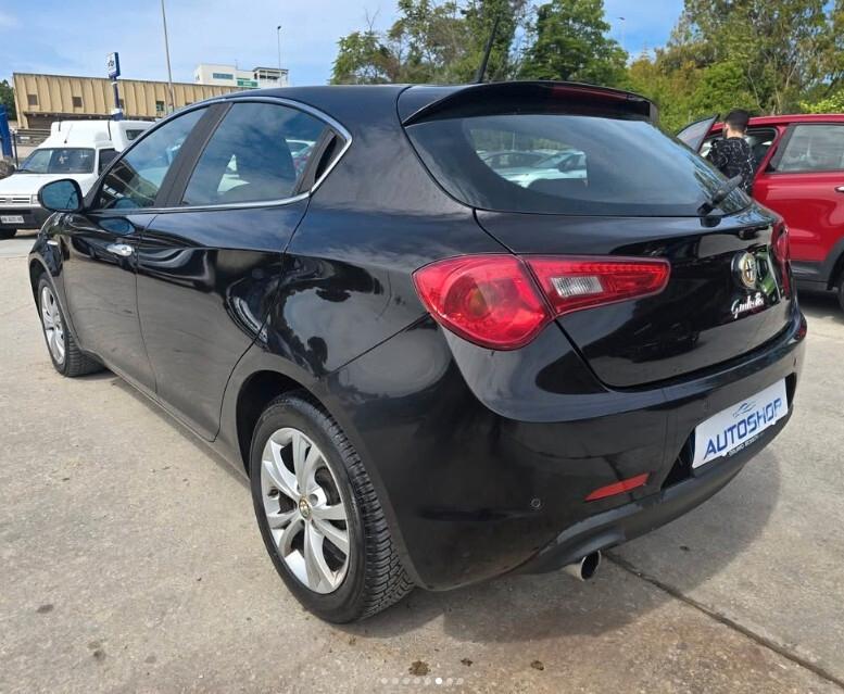 Alfa Romeo Giulietta 1.6 JTDm-2 105 CV