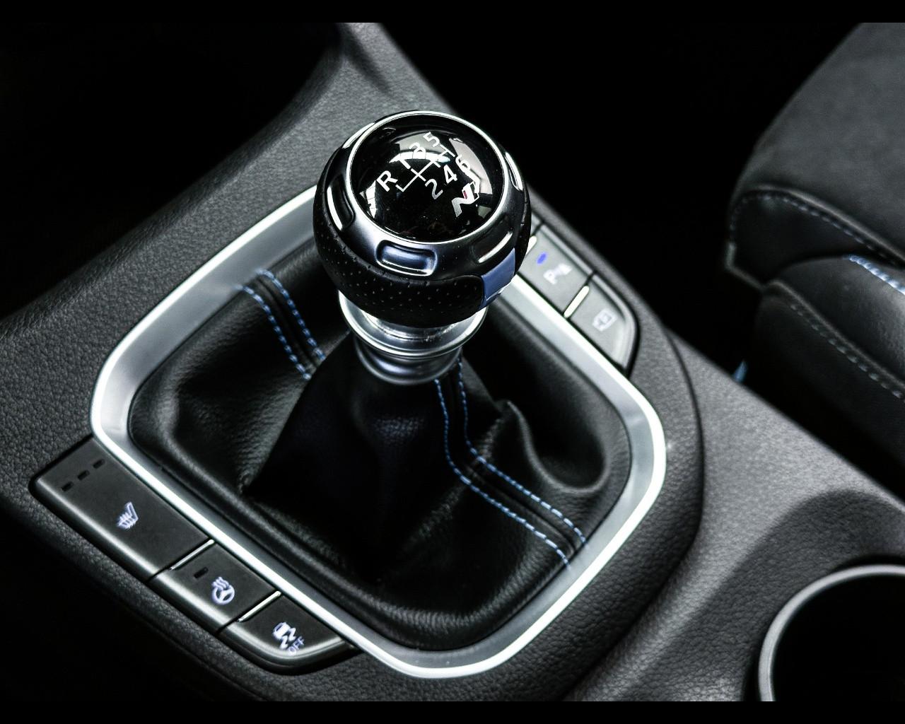 HYUNDAI i30 3ª serie - i30 1.0 T-GDI iMT 48V 5 porte N-Line