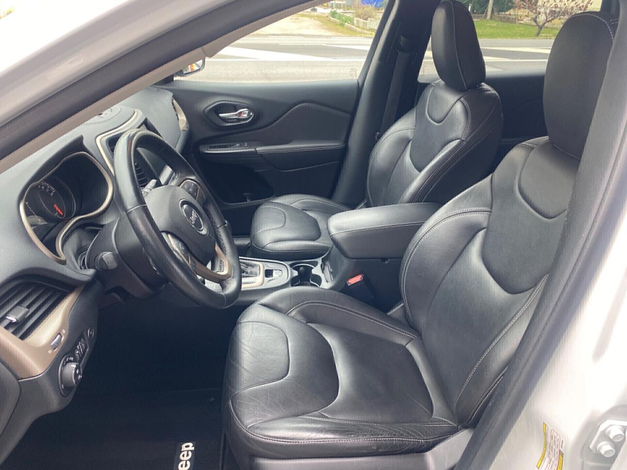 Jeep Cherokee 2.2 Mjt II 4WD Active Drive I Overland