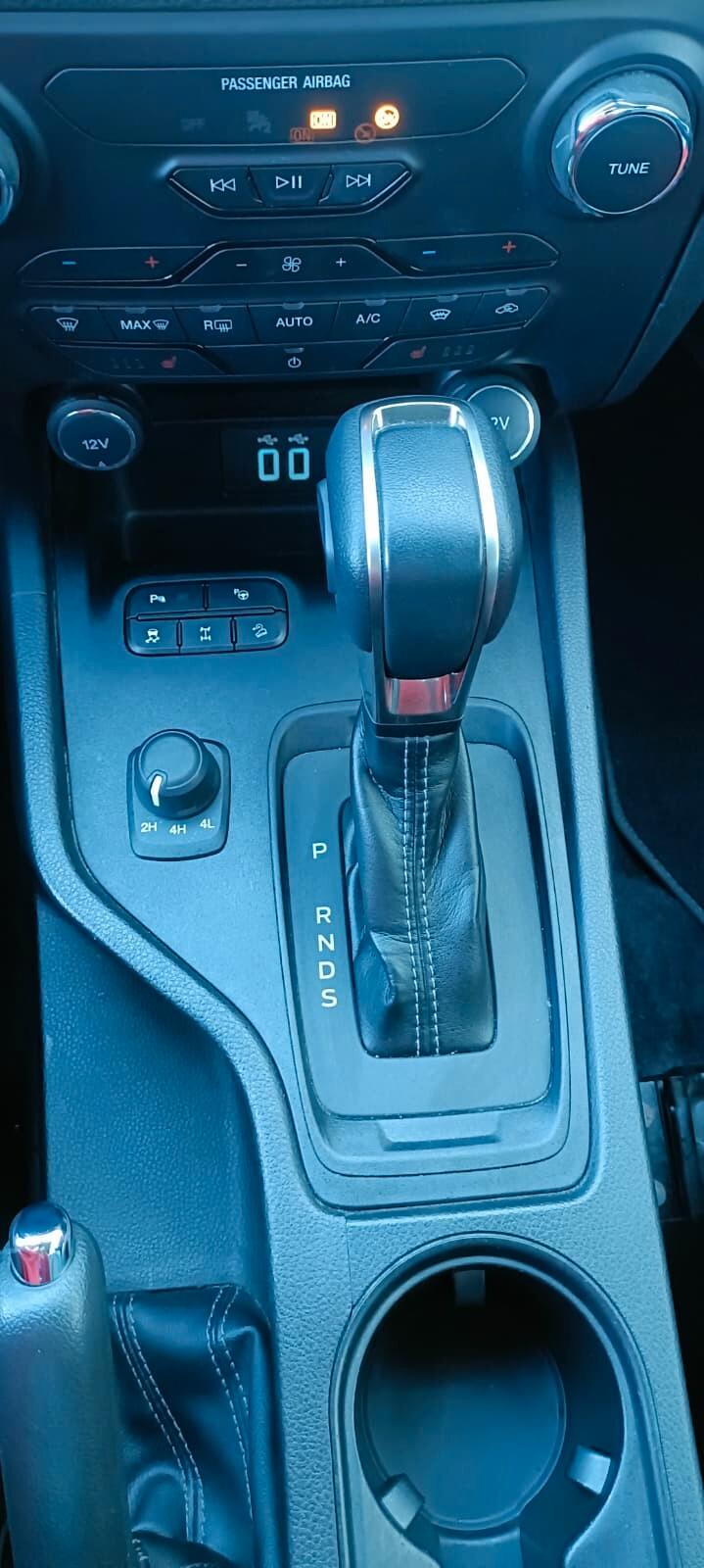 Ford Ranger 2.0 DC Limited 5 posti