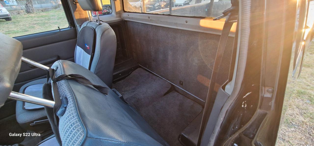 Nissan King Cab 2.5 1992