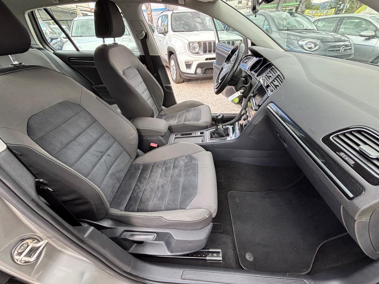 VW GOLF 1.6TDI 105CV 4MOTION HIGHLINE