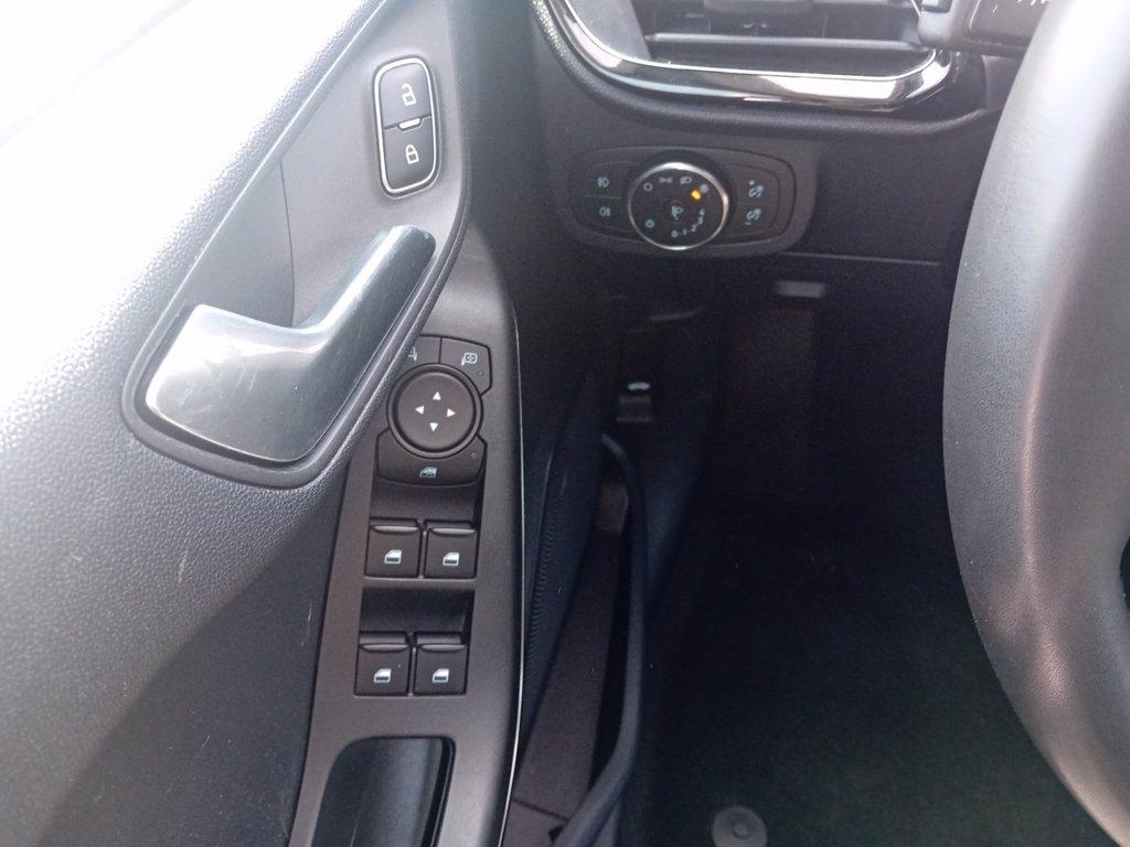 FORD Fiesta m-hybrid Titanium Automatica del 2023