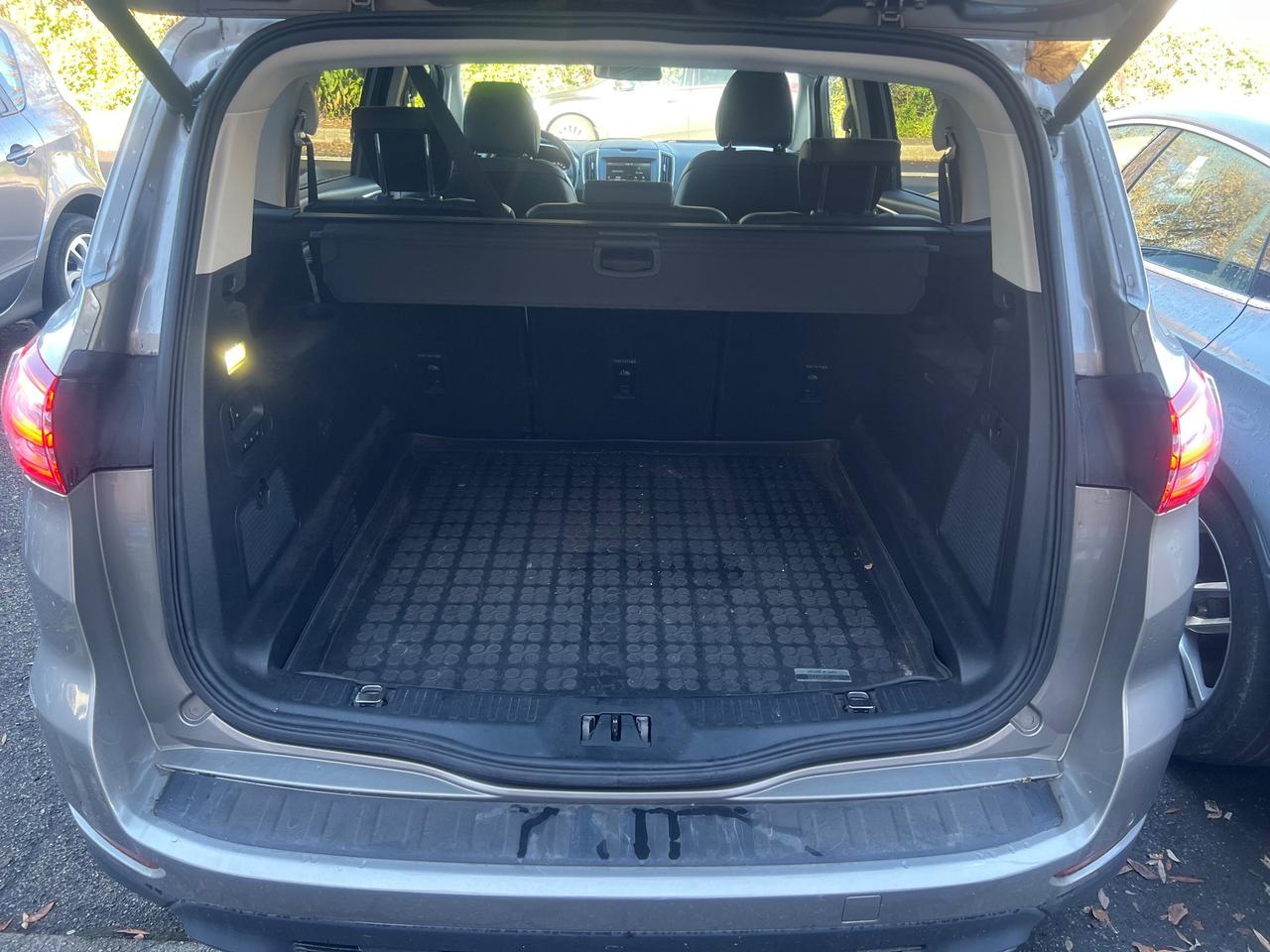 Ford S-Max 2.0 TDCi 180CV Start&Stop Powershift Titanium