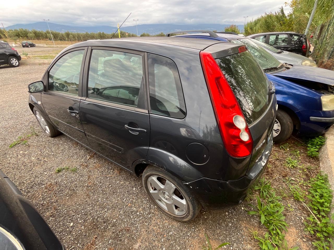 Ford Fiesta 1.4 TDCi 5p. Ghia
