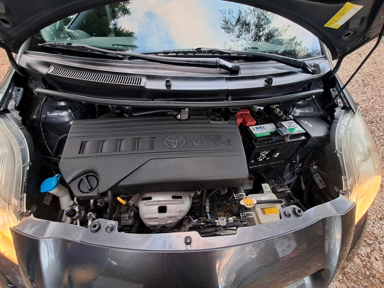 Toyota Yaris 1.3 5 porte Sol