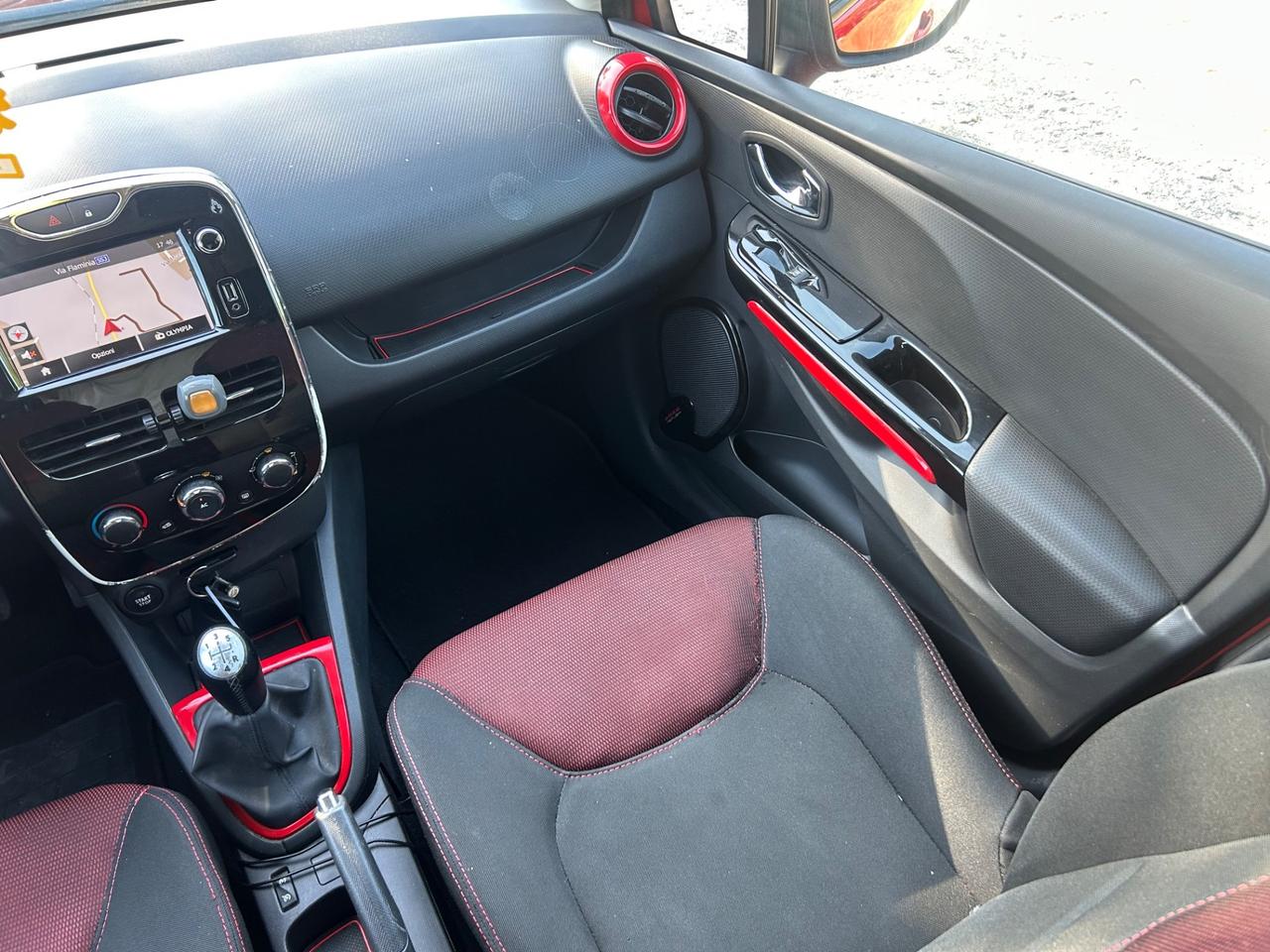 Renault Clio 1.2 75CV 5 porte Live neopatentati permute