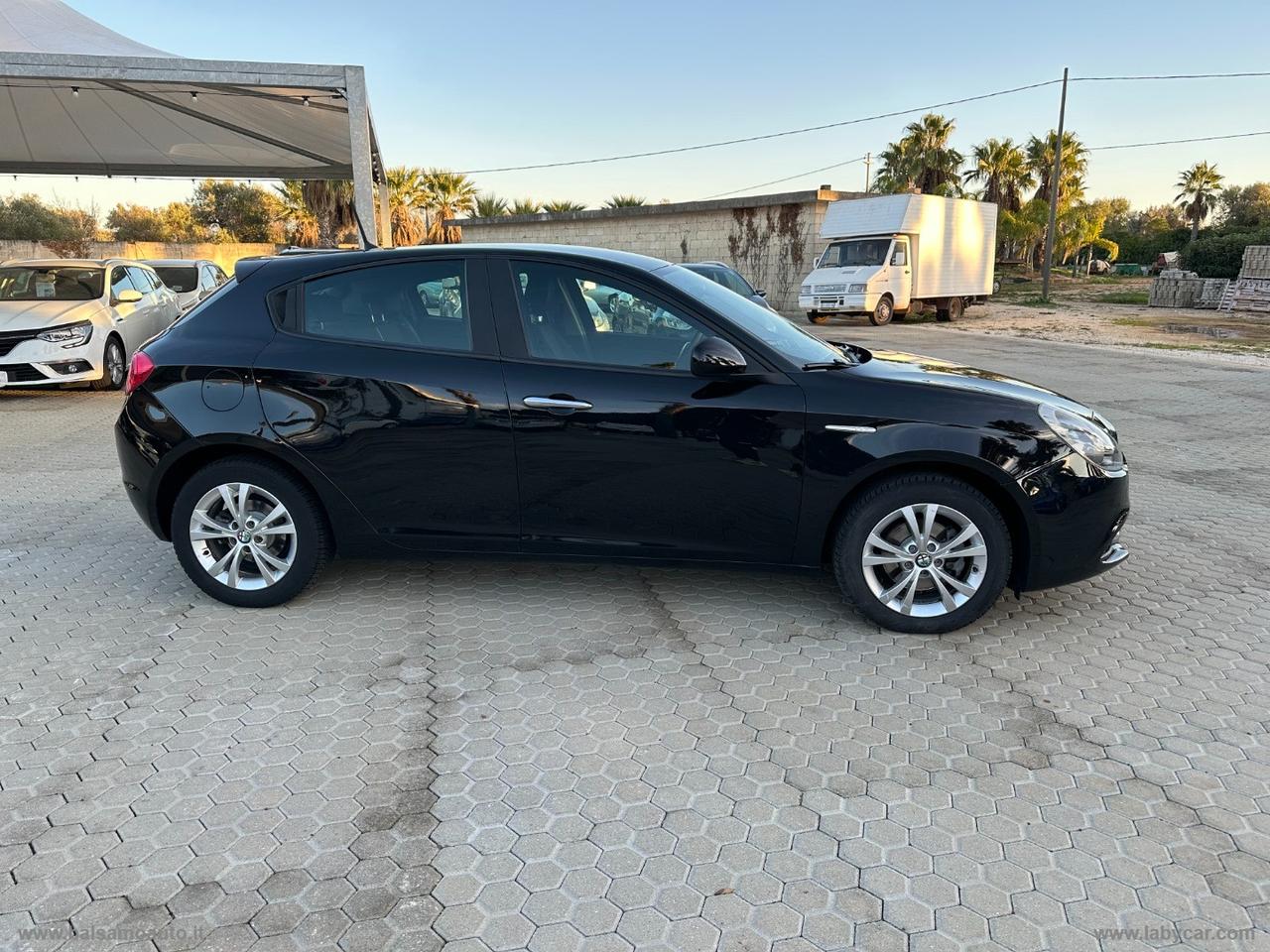 ALFA ROMEO Giulietta 1.6 JTDm-2 105 CV Distinctive