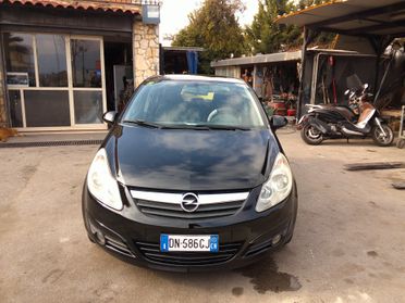 Opel Corsa 1.2 5 porte Club 08