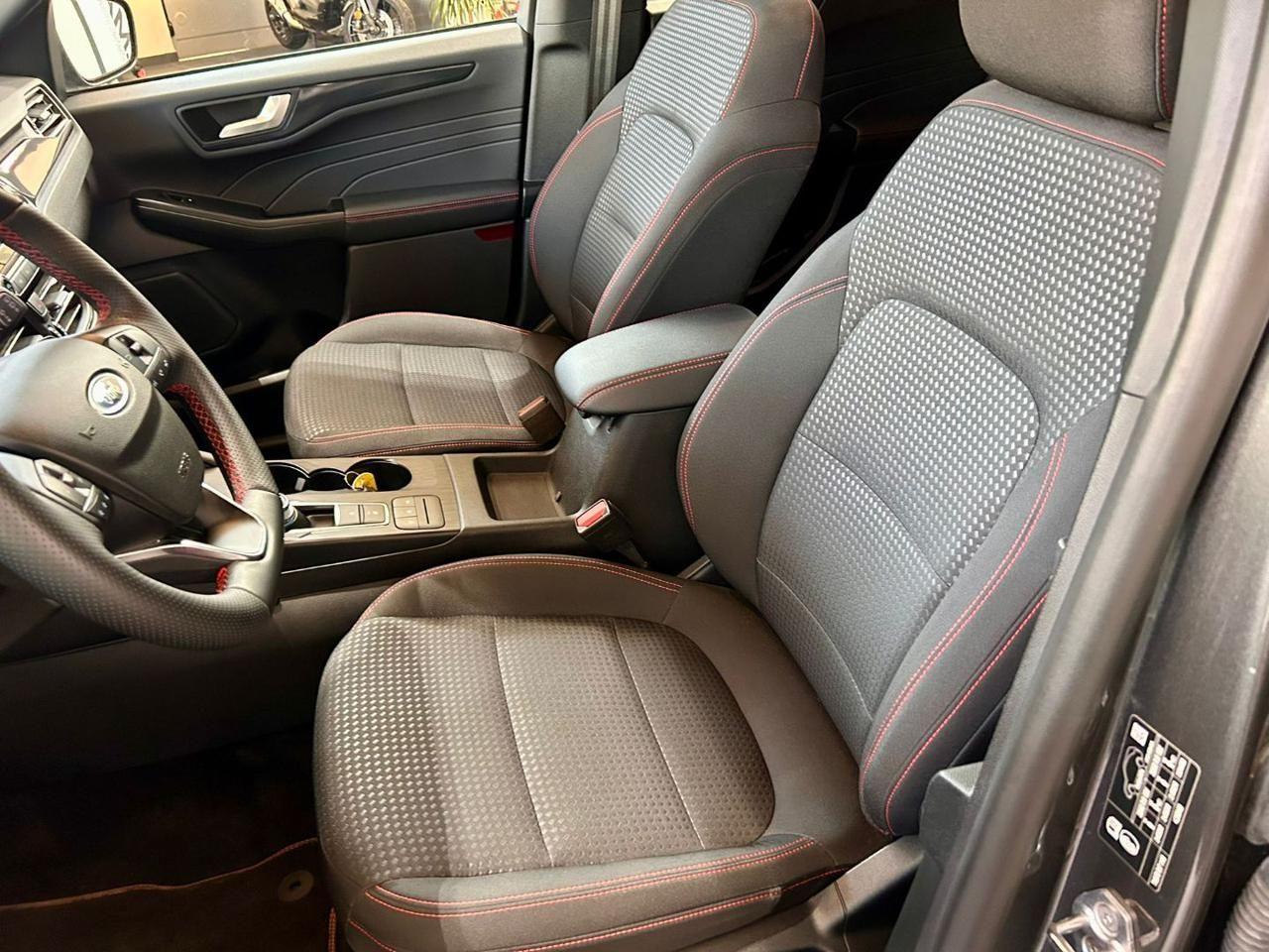 Ford Kuga 2.0 EcoBlue 120 CV aut. 2WD ST-Line Business