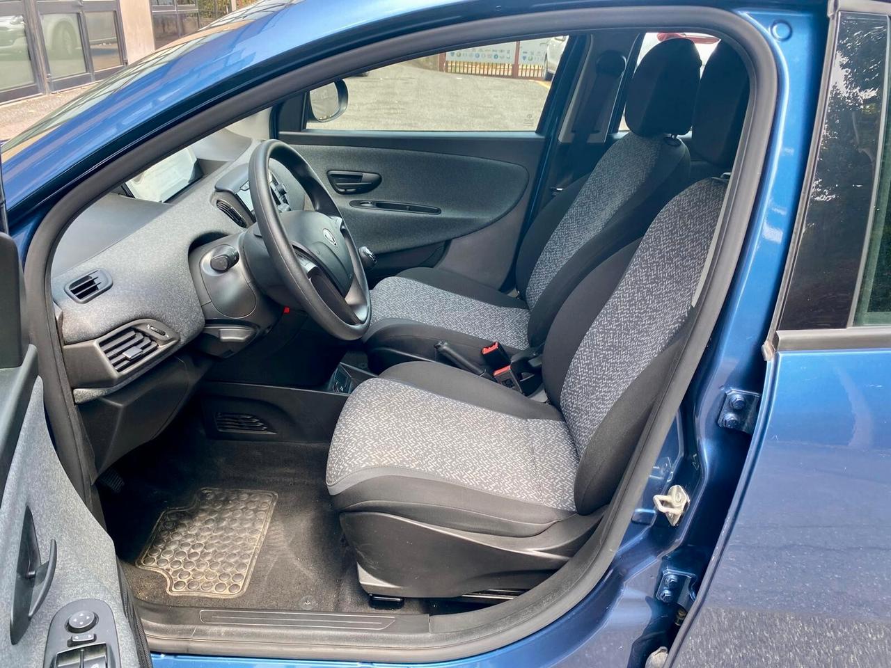 Lancia Ypsilon Hybrid Platino GARANZIA -VARIE UNITA'