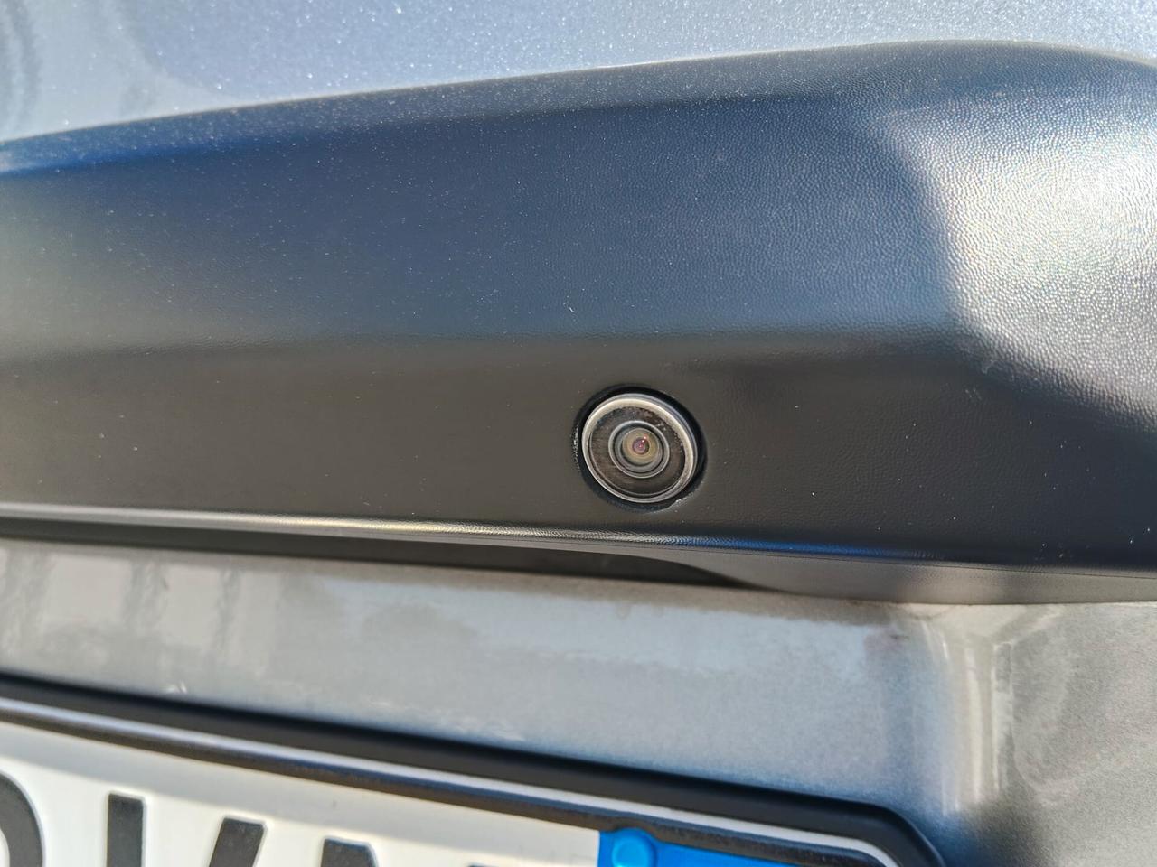 Peugeot Traveller Long Business 120 cv EAT8 9 Posti