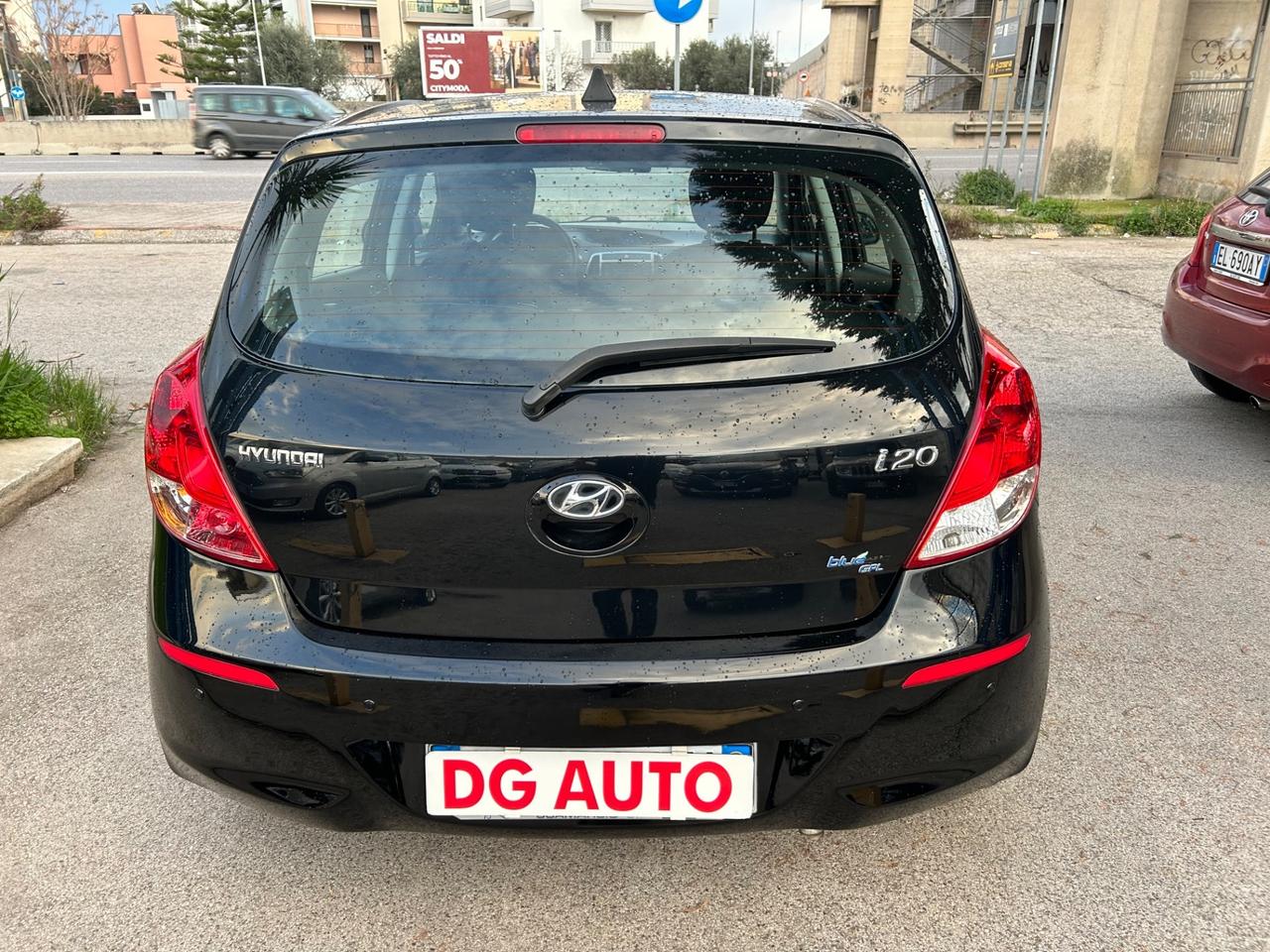 Hyundai i20 1.2 benzina 85 cv 2013 Gpl