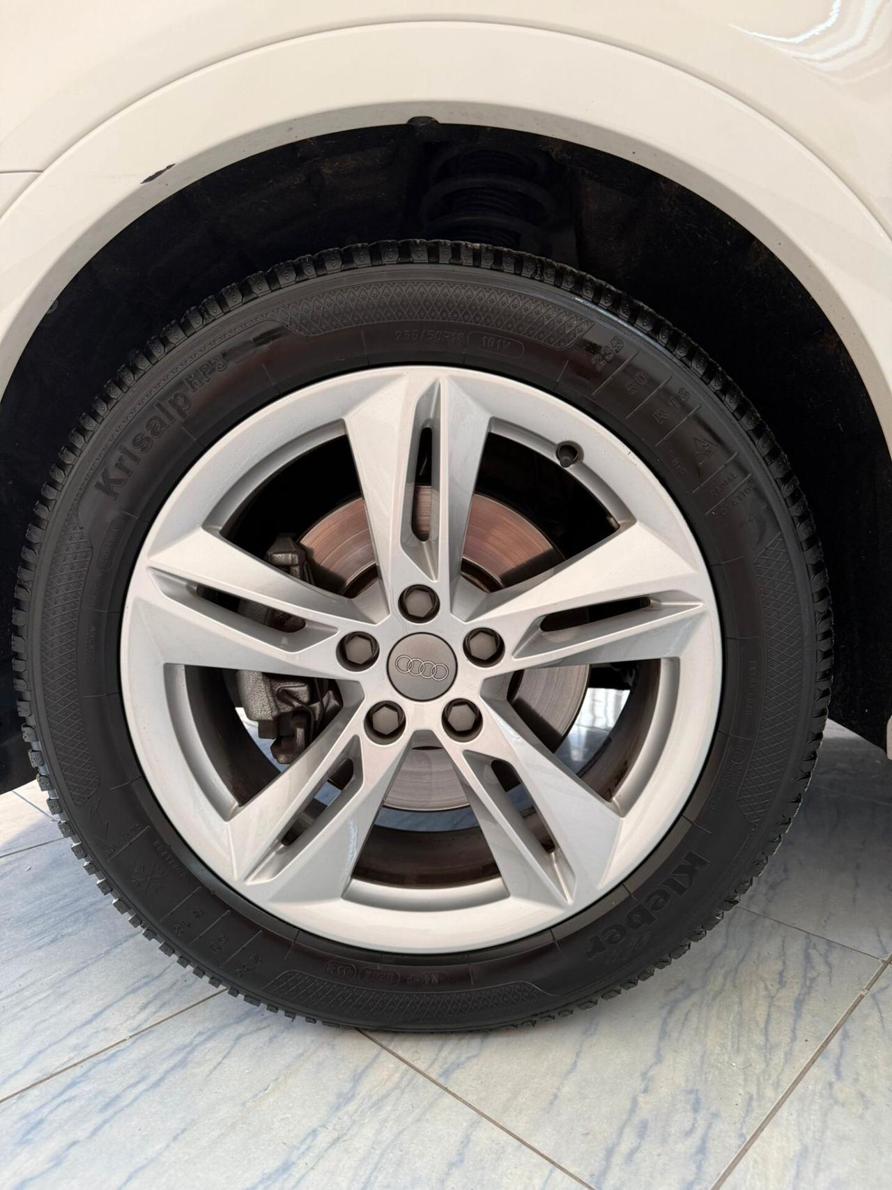 Audi Q3 2.0 TDI 150 CV Sport