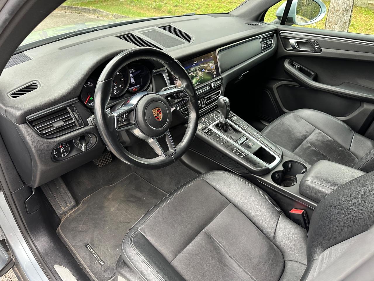 Porsche Macan 2.0 245 cv - 2019