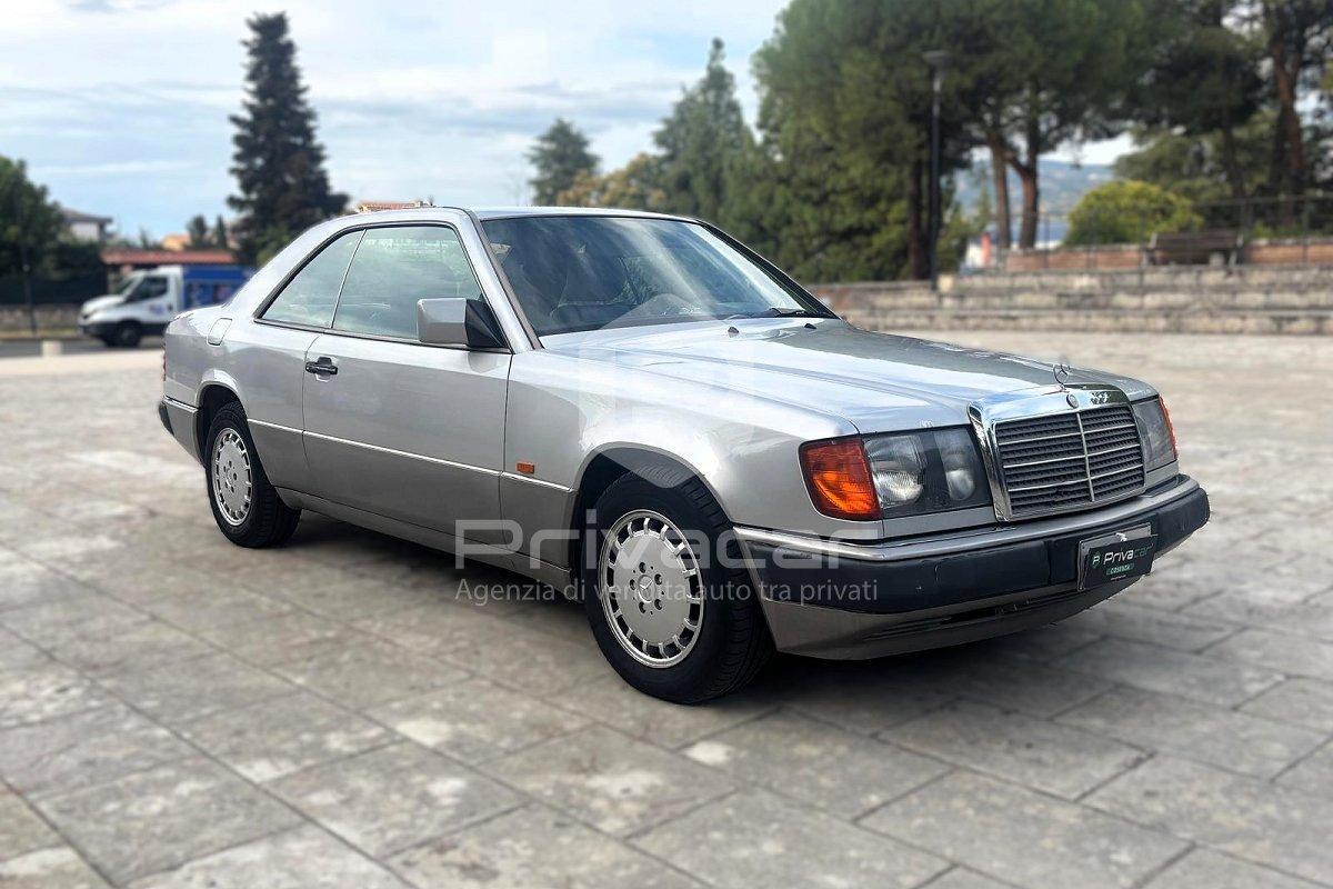 MERCEDES 200 CE cat Coupé