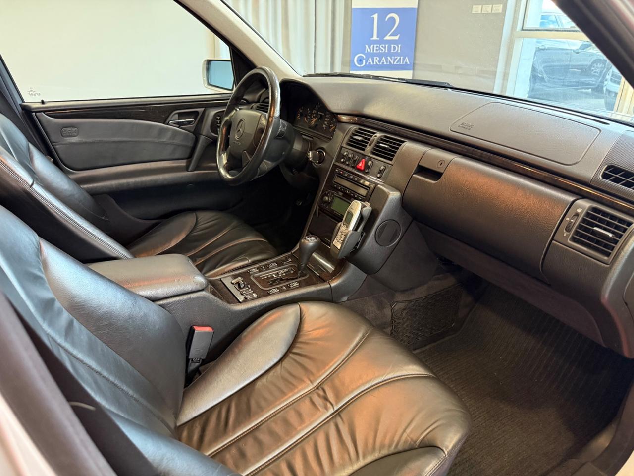 Mercedes-benz E 55 E 55 AMG **BOSE**