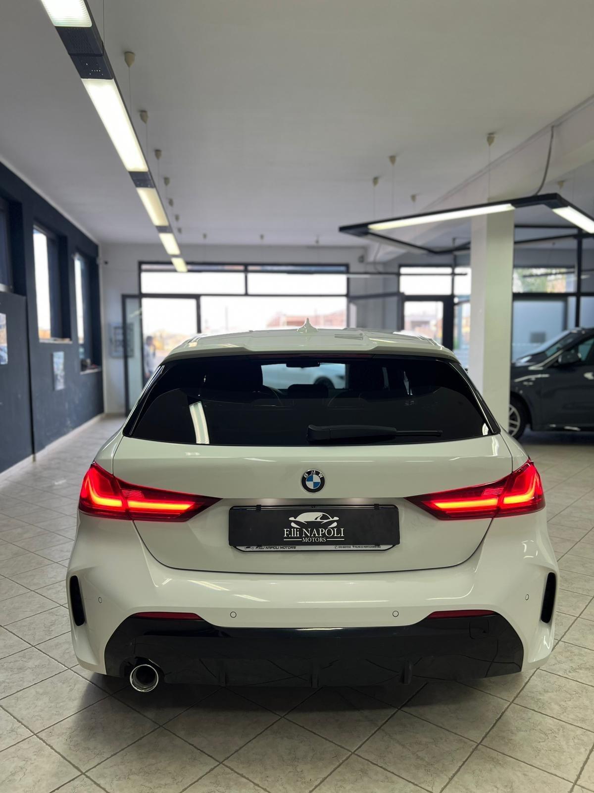 Bmw 116 116d 5p. Msport
