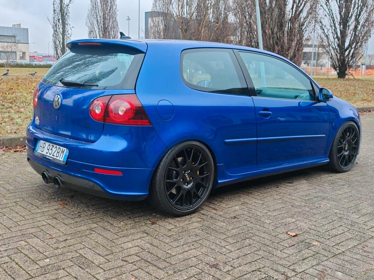 Volkswagen Golf 3.2 VR6 4mot. 3p. DSG R32