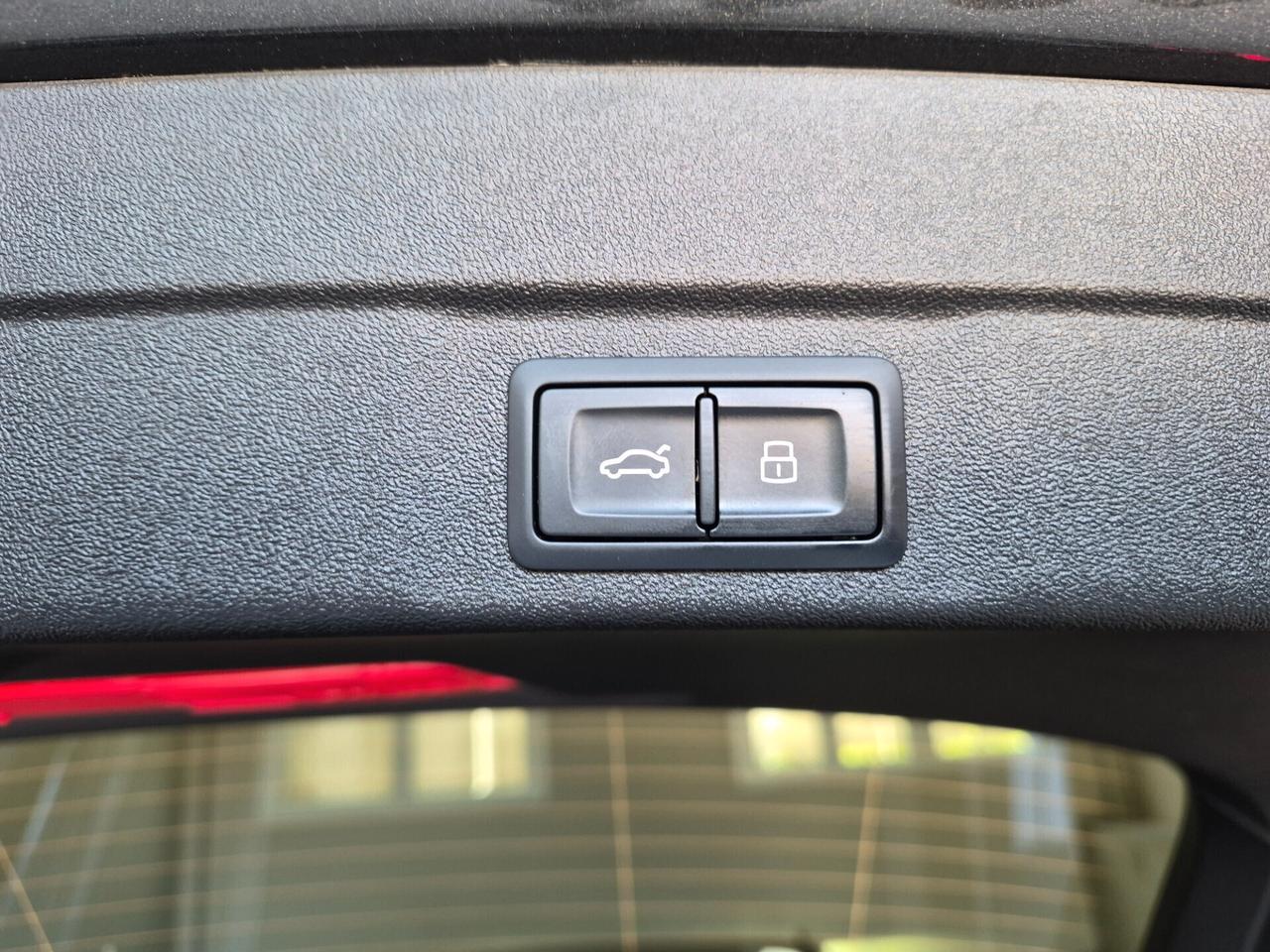 Audi A6 AVANT NEW GENERATION S LINE EDITION TDI S-TRONIC TETTO MATRIX DISPLAY PASS. 360° AUTO UFFICIALE AUDI 1 PROPRIETARIO