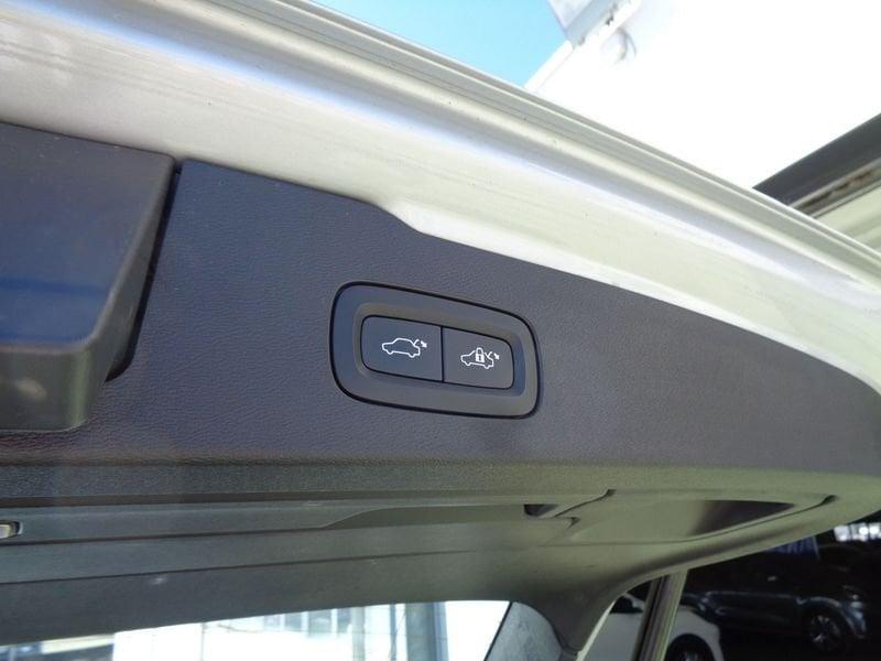 Volvo V60 B4 (d) automatico Core