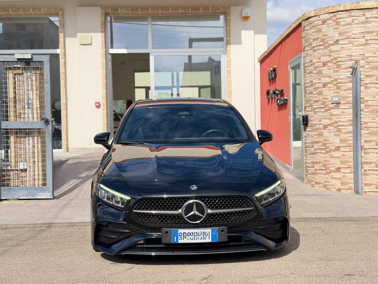 Mercedes-benz A180 d Automatic AMG LINE-2023 AMBIENT/LED