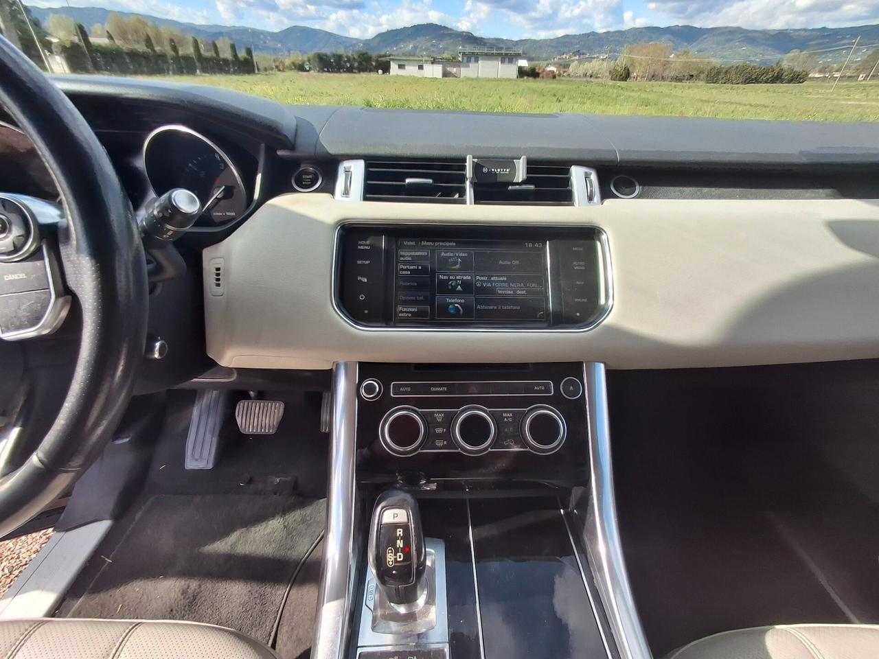 Land Rover Range Rover Sport 3.0 TDV6 HSE Dynamic