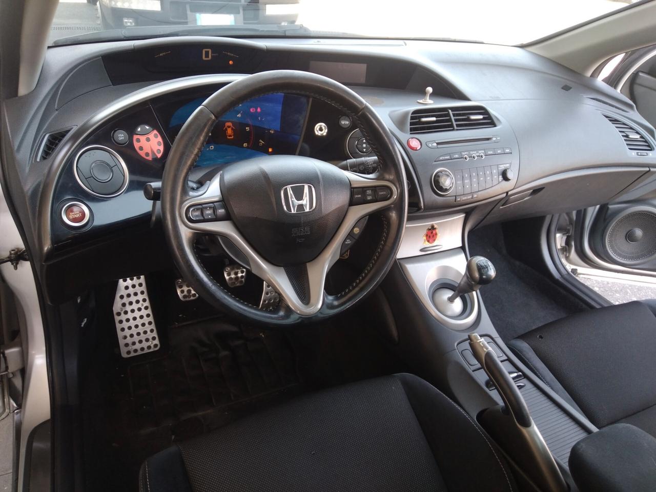 Honda Civic 2.2 i-CTDi 3p. Type S DPF LE x neopatentati