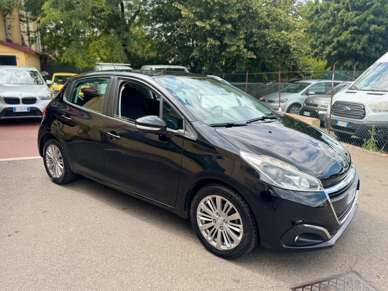 Peugeot 208 2017 1.2 GPL 5 PORTE 116.000 KM