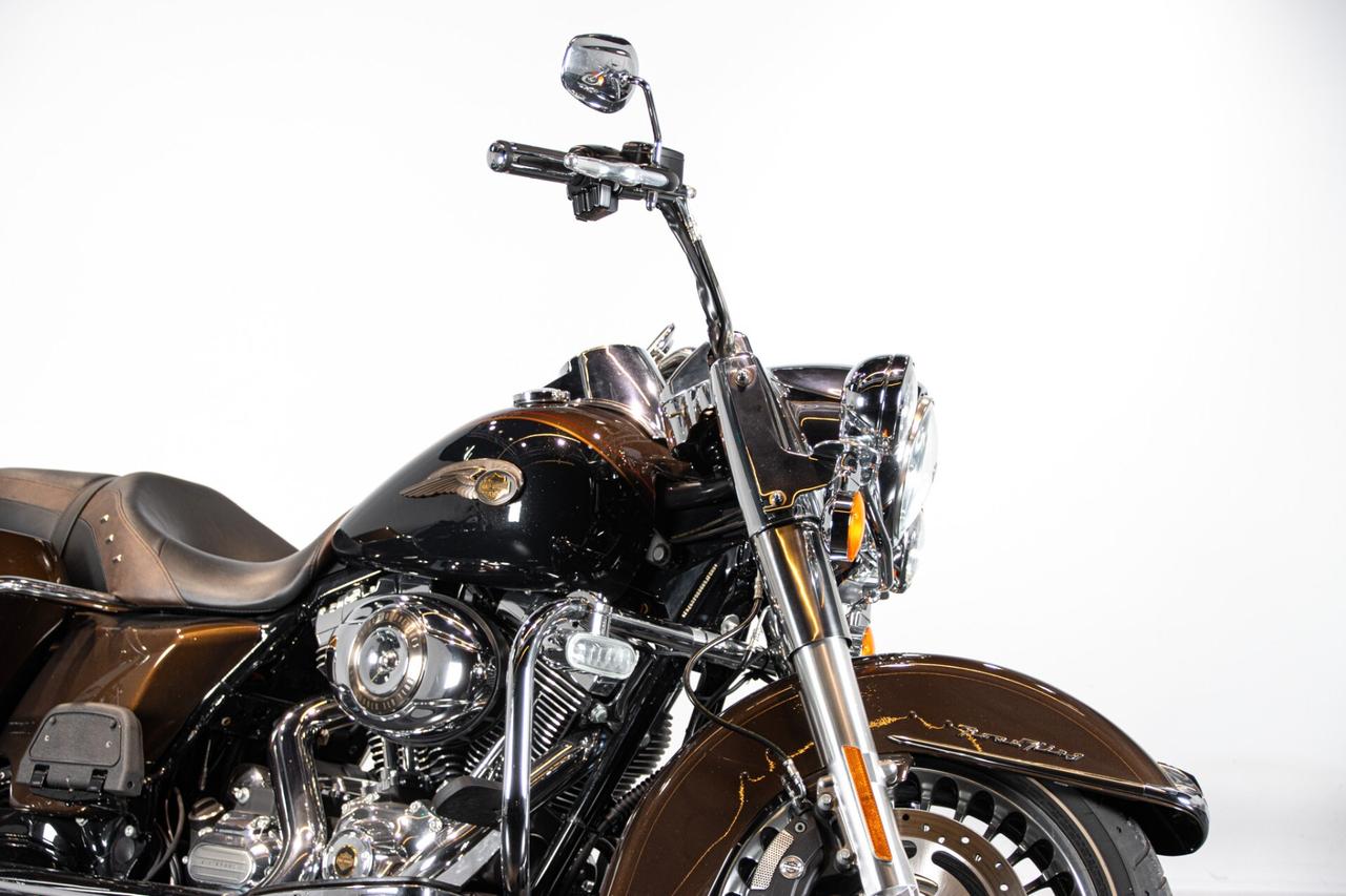 Harley-davidson Road King C.V.O. 110TH° ANNIVERSARY - 2013