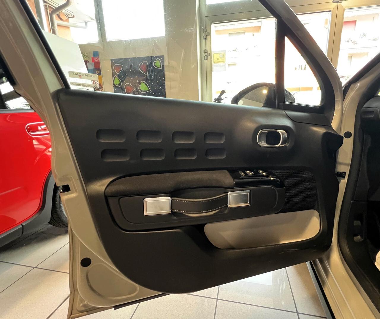 Citroen C3 PureTech 110 S&S Shine