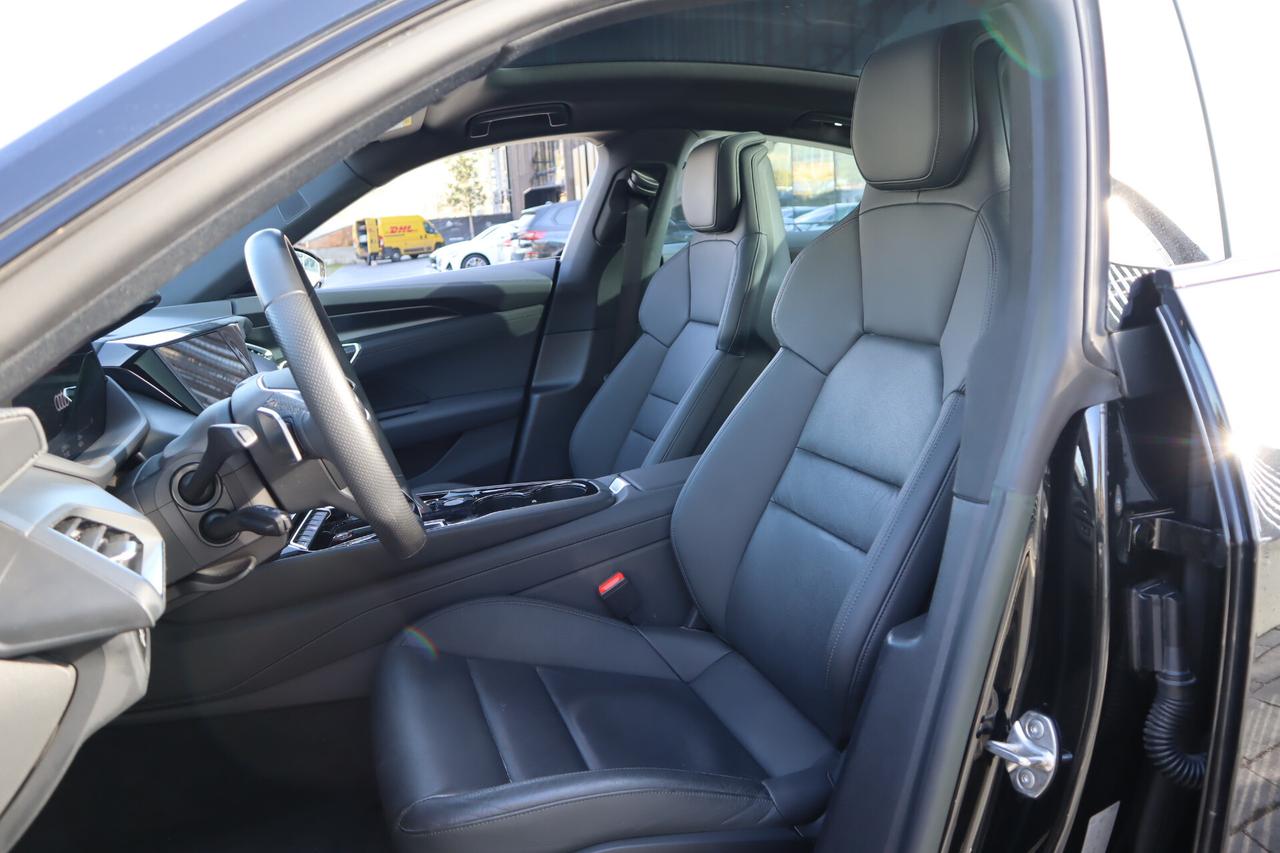 Audi E-tron GT QUATTRO 476CV 20" CAMERA PANORAMA LED