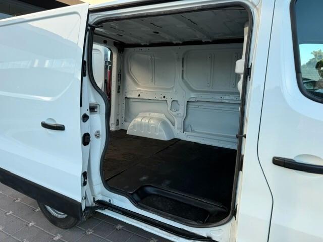 Renault Trafic 2.0 dCi 120 cv P.c T.n Ice 2022