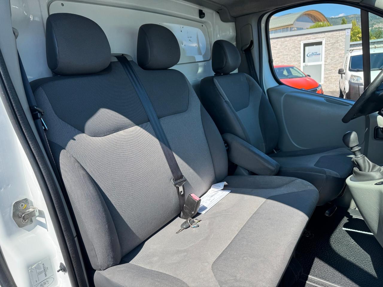 Renault Trafic T29 2.0 dCi/115 PL-TA Furgone DPF