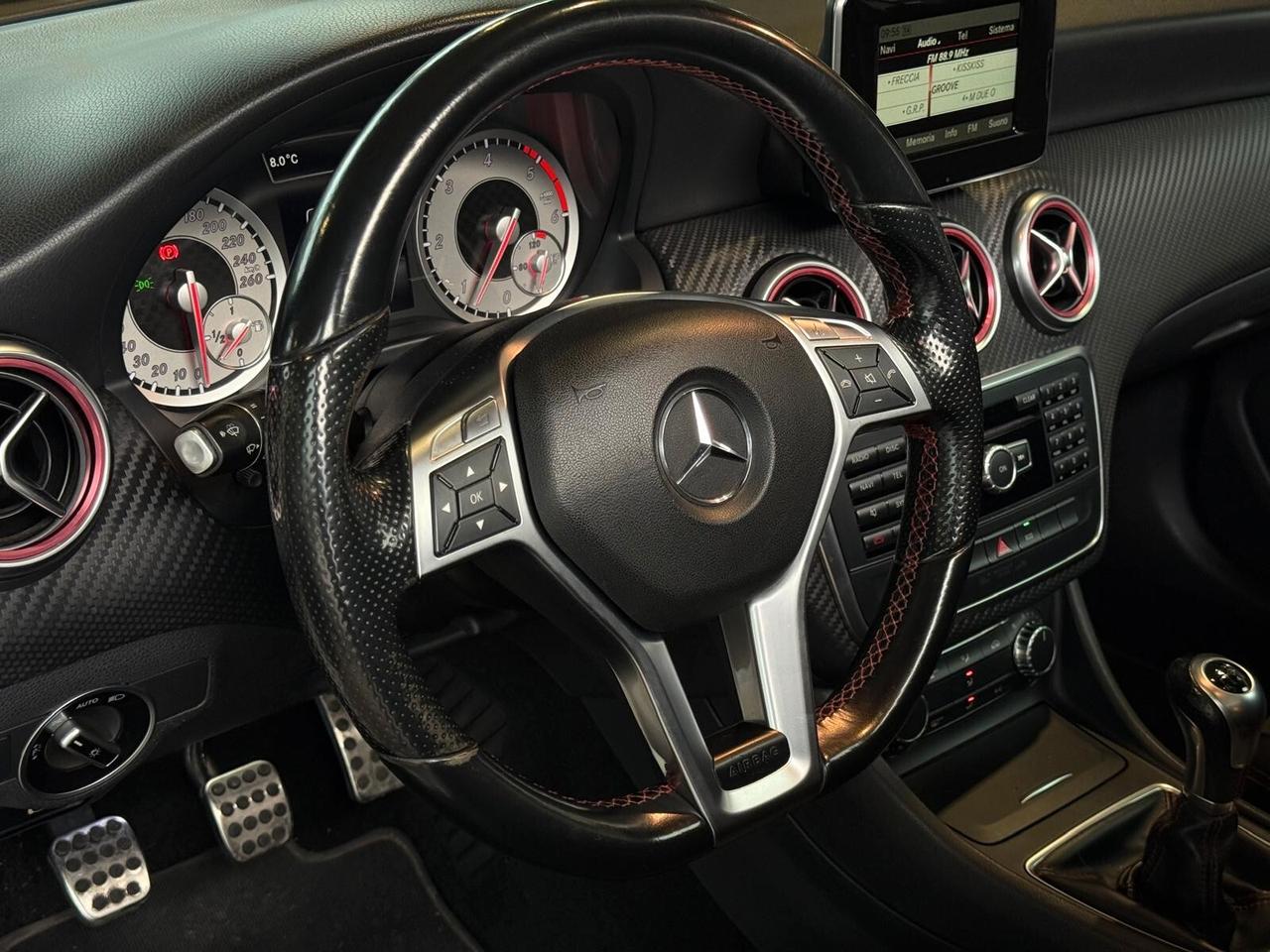 Mercedes-benz A 200 Premium AMG CDI Dark Night Edition