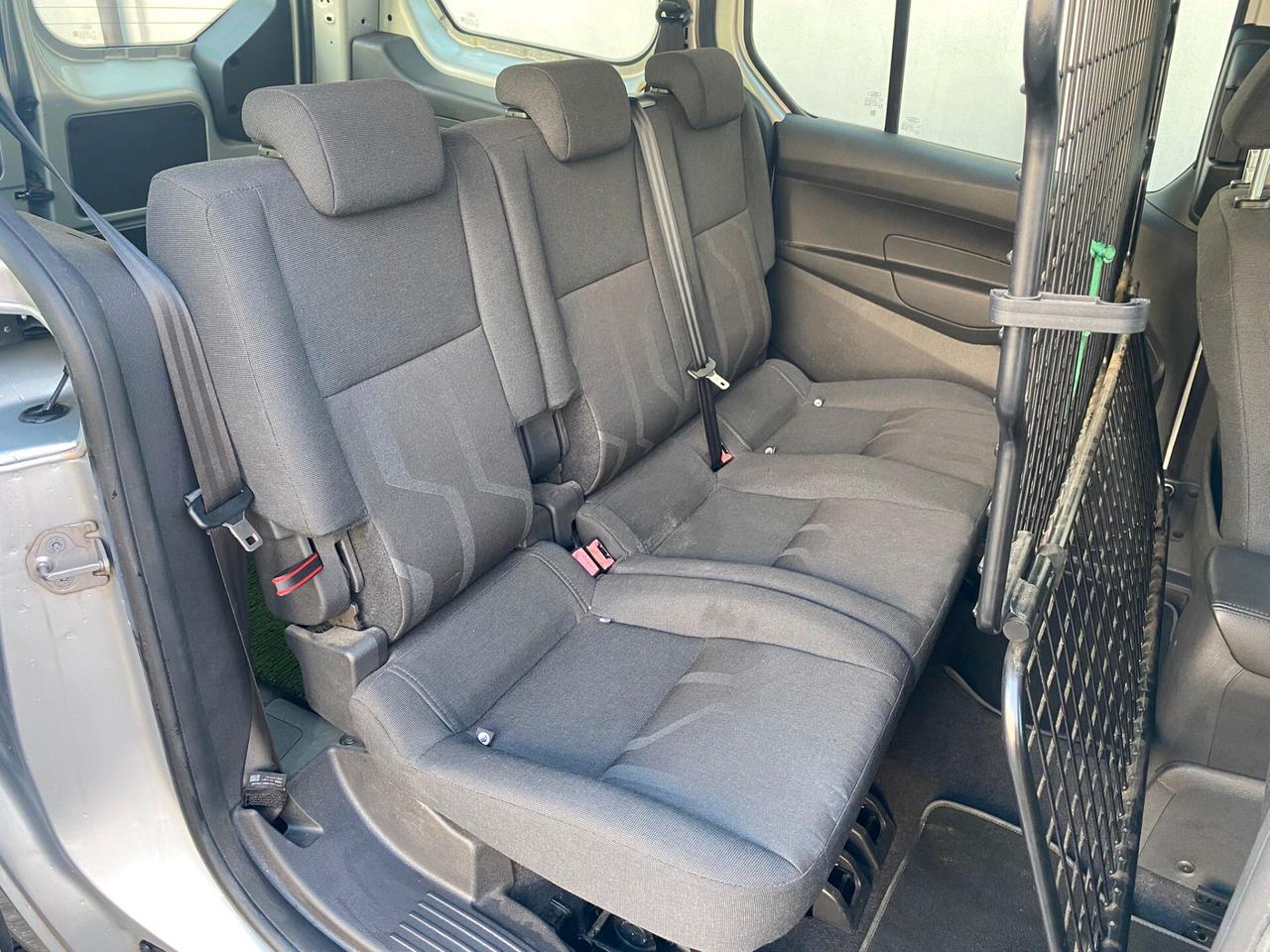 Ford Transit Connect Tourneo 5 posti autocarro