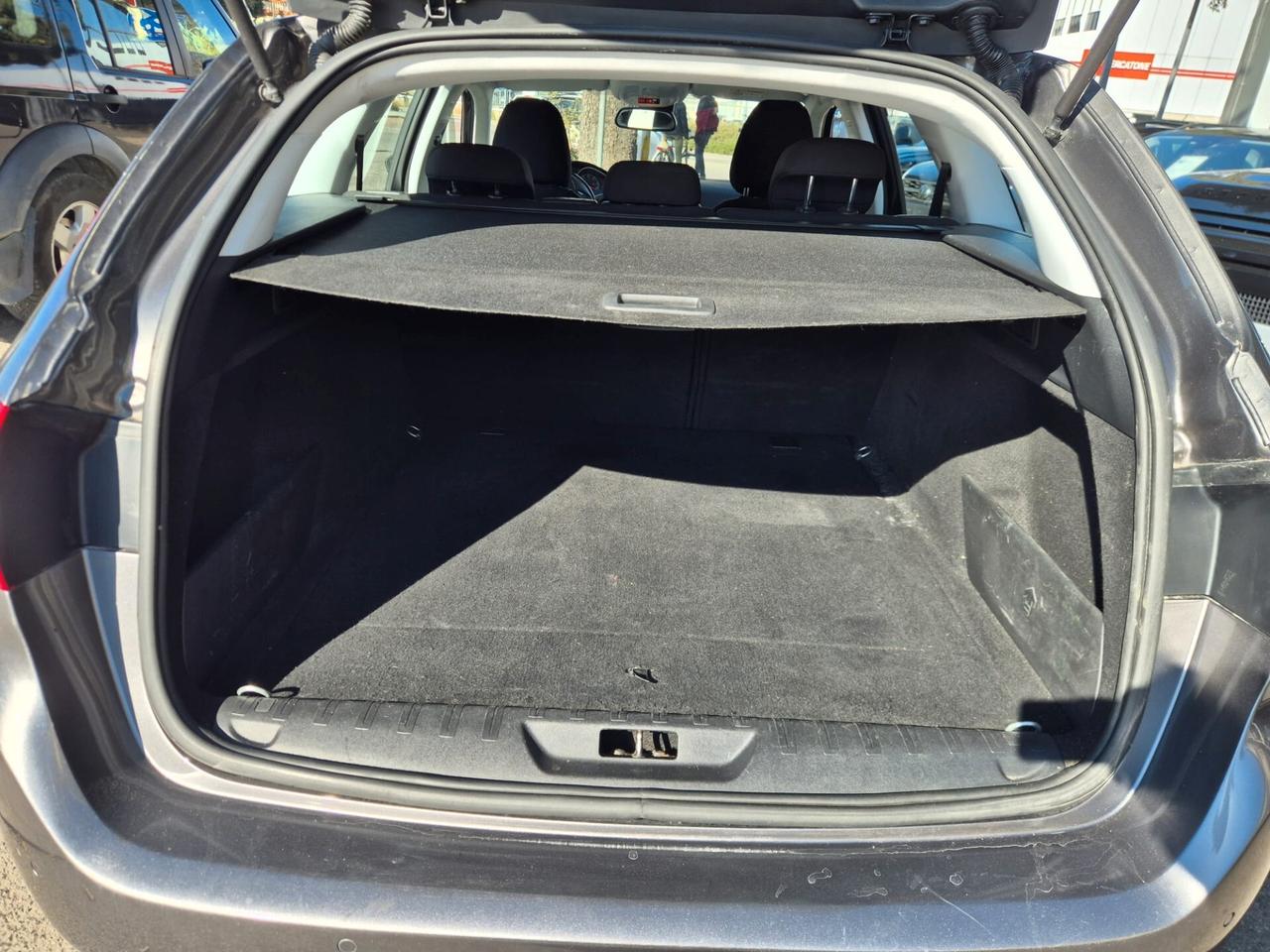 Peugeot 308 BlueHDi 130 S&S SW Allure