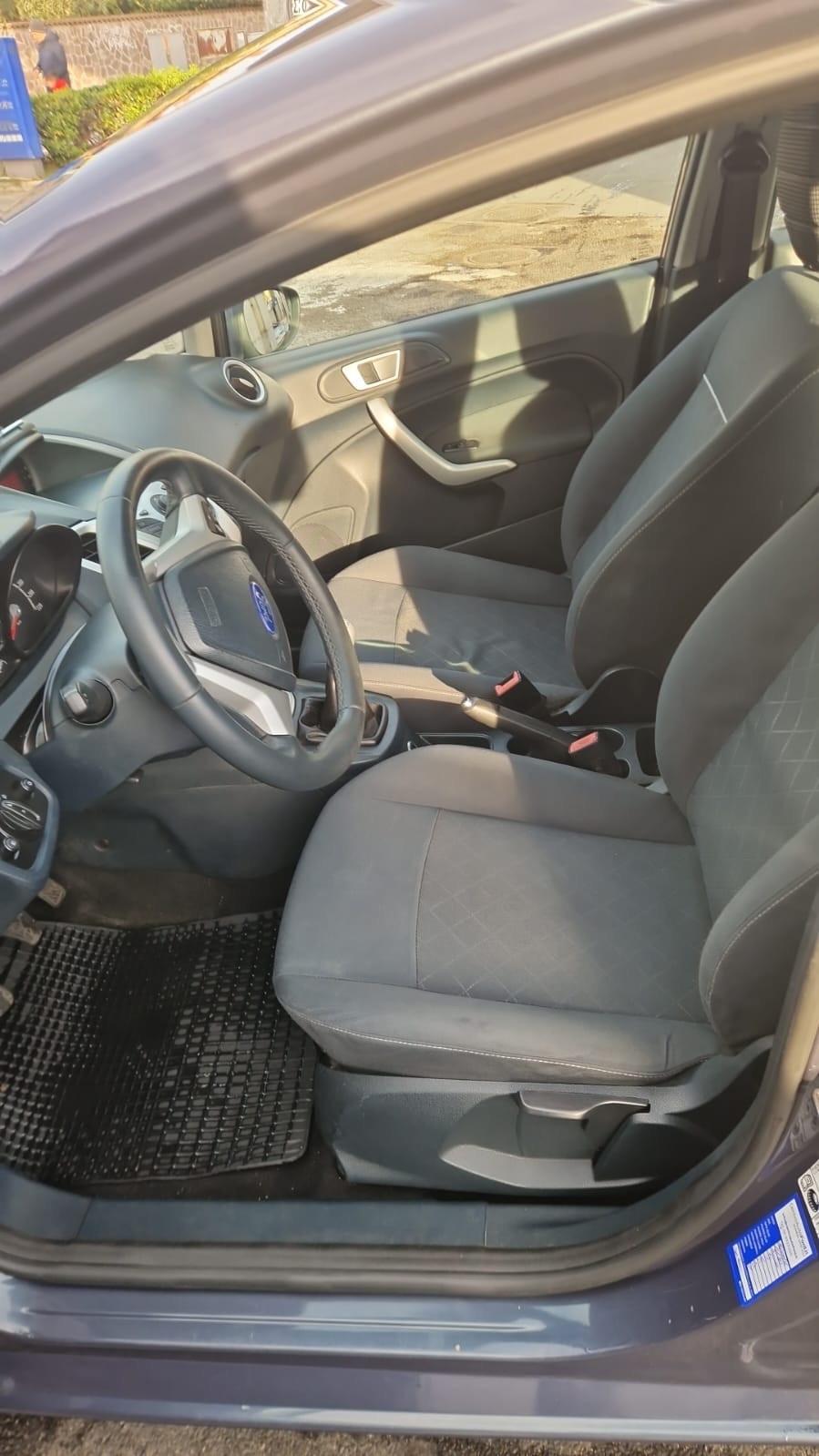 Ford Fiesta Ikon 1.4 16V 5p.Bz.- GPL Business