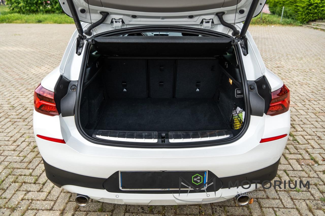 BMW X2 sDrive20i 178CV AUTOMATICA 2022 - TAGLIANDI CERTIFICATI – GARANZIA BMW 2027