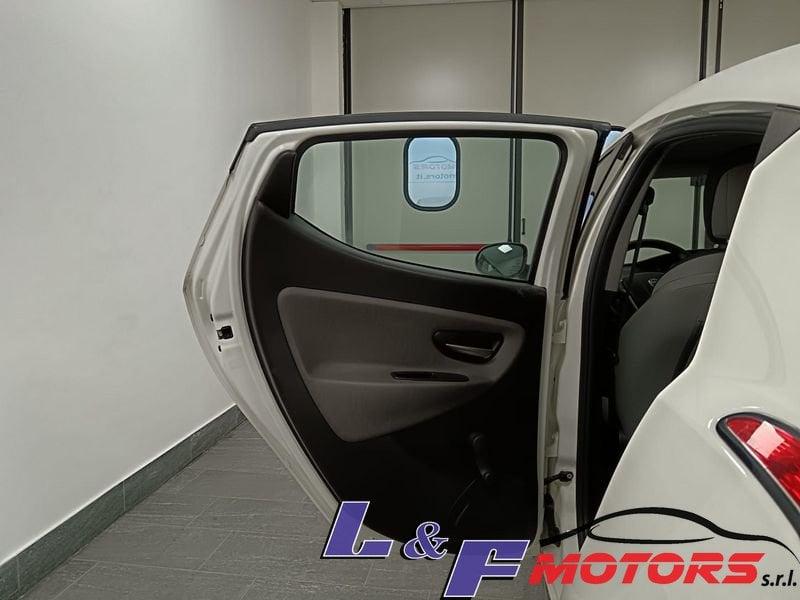 Lancia Ypsilon 1.2 69 CV GPL Gold