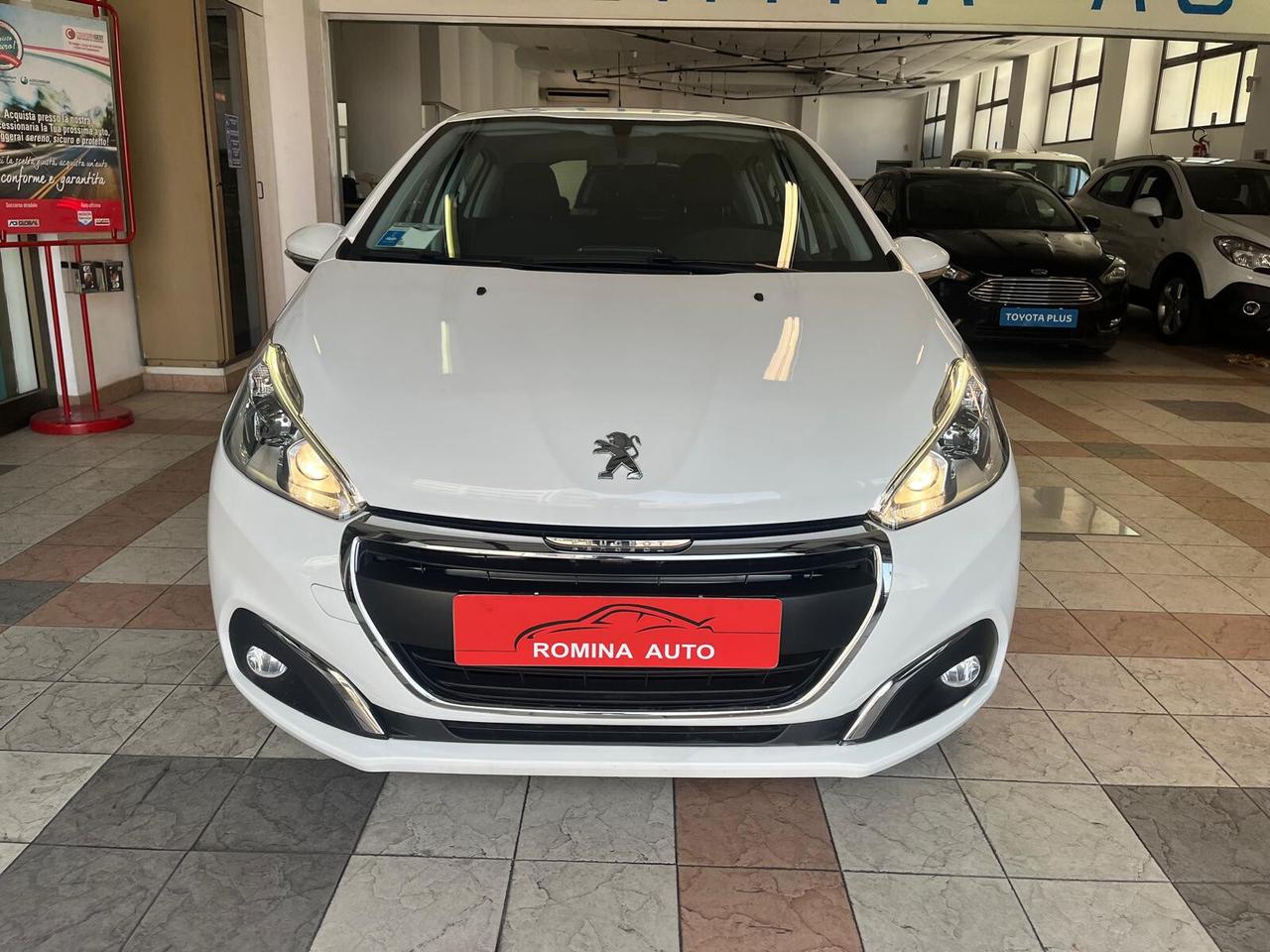Peugeot 208 PureTech 82 5 porte Allure