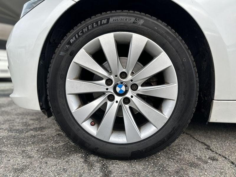 BMW Serie 3 Touring 318d xDrive Luxury