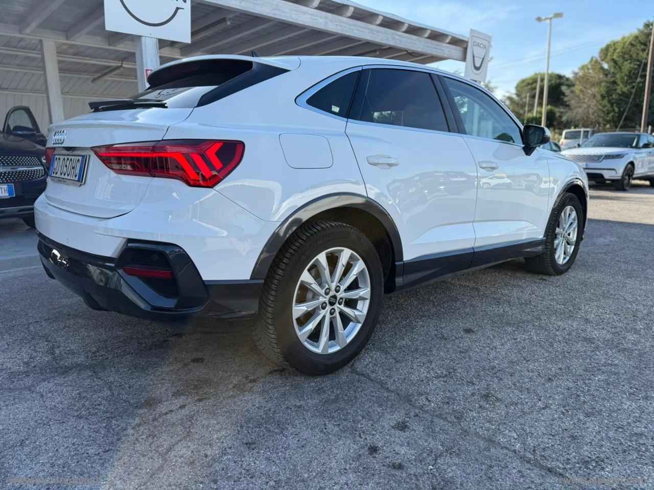 AUDI Q3 SPB 35 TDI S tronic Business Plus