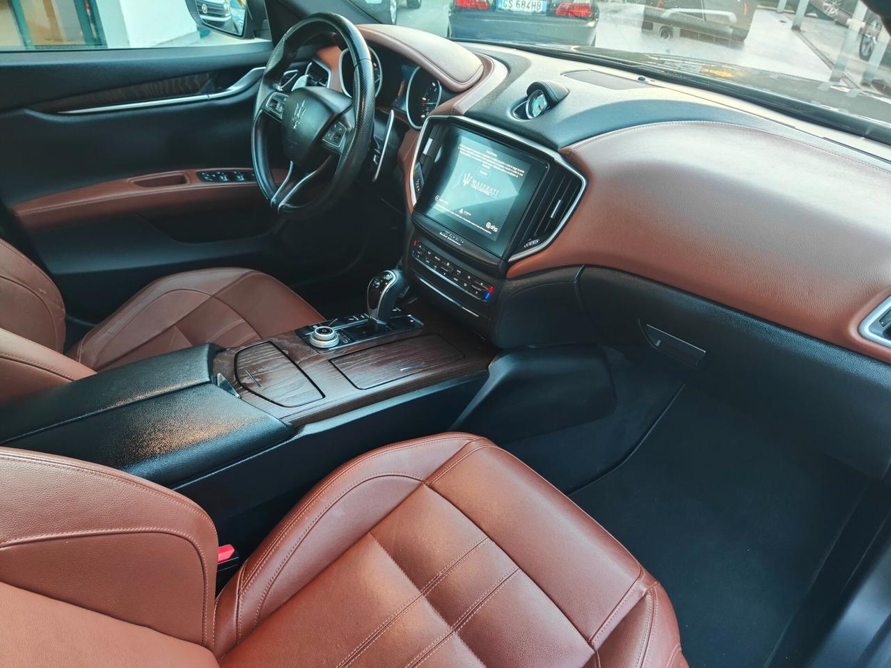 Maserati Ghibli V6 Diesel Gransport 250cv