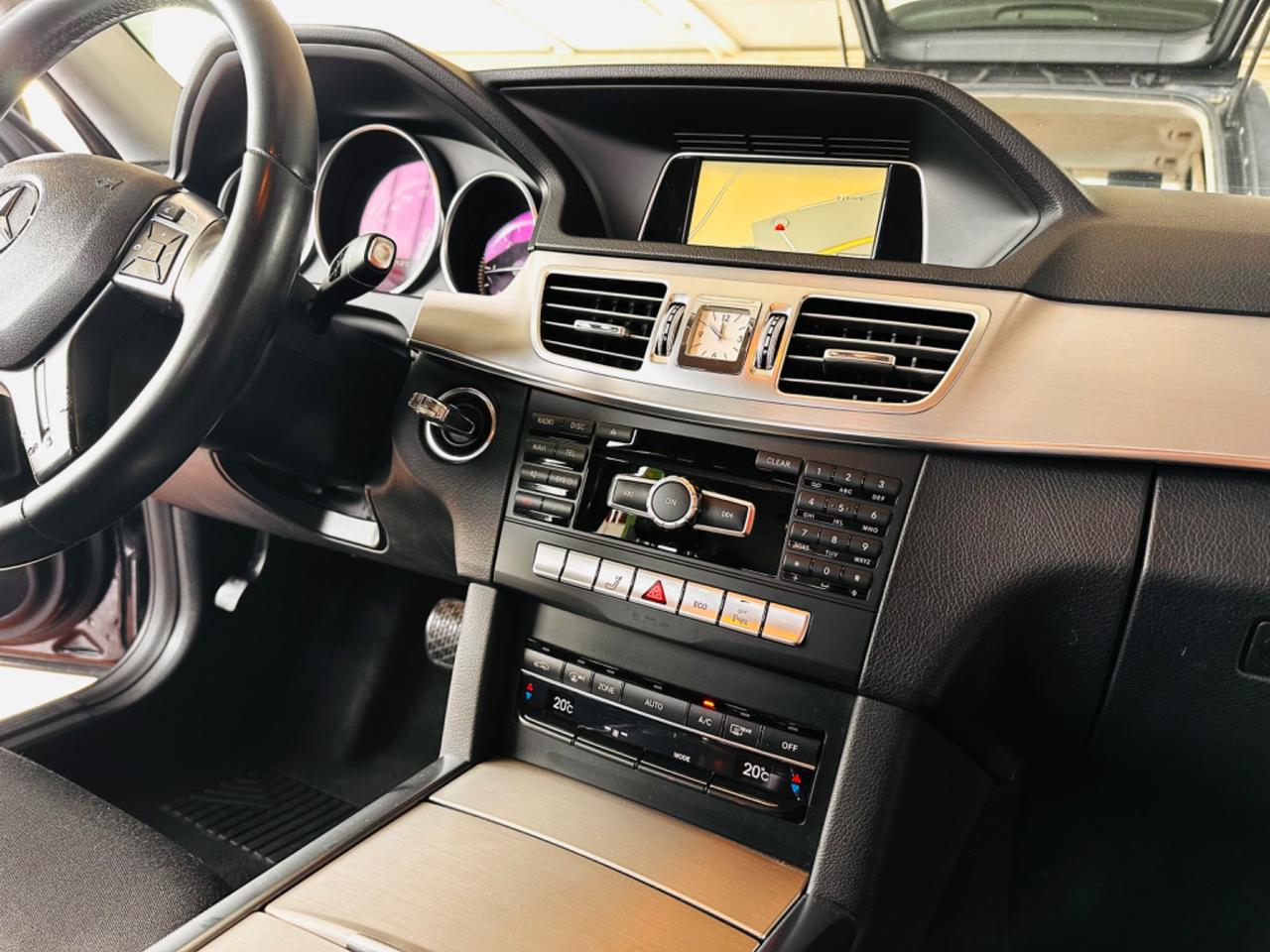 Mercedes-benz E 200 BlueTEC Premium