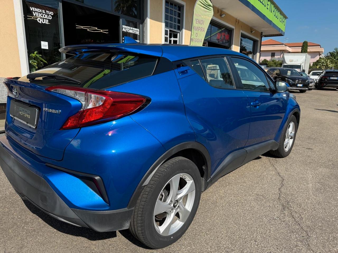 Toyota C-HR 1.8 Hybrid E-CVT Lounge