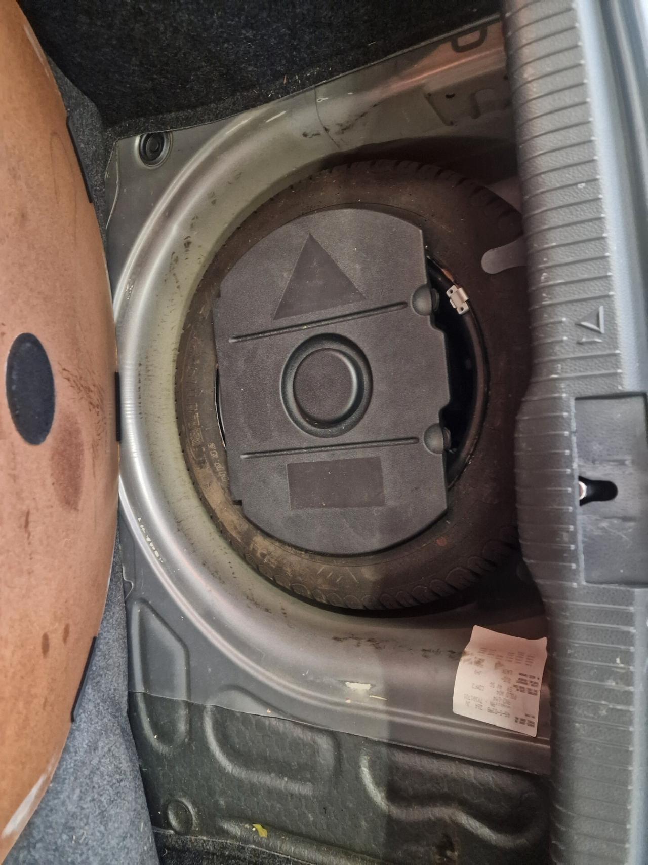 Volkswagen Polo 1.4/80CV 16V 5p. Comfortline