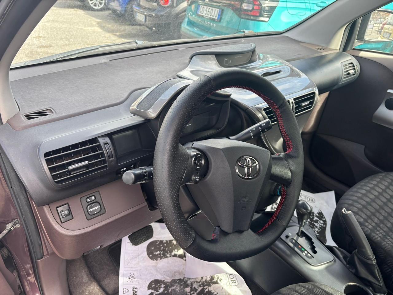 Toyota iQ 1.0 Multidrive Versione Lancio